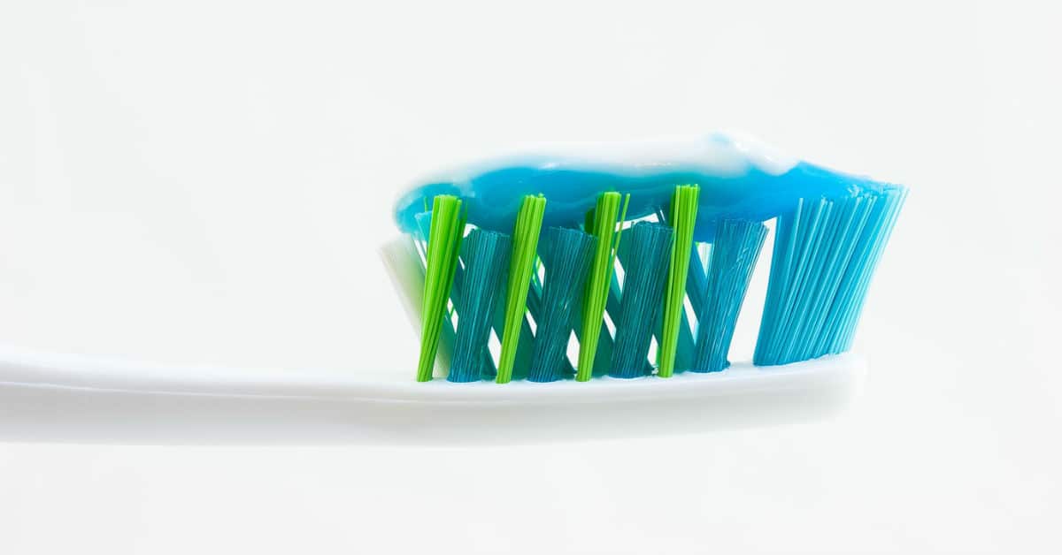 photo-1550985543-1200x628-5d2381ecd73cb How to take care of your toothbrush
