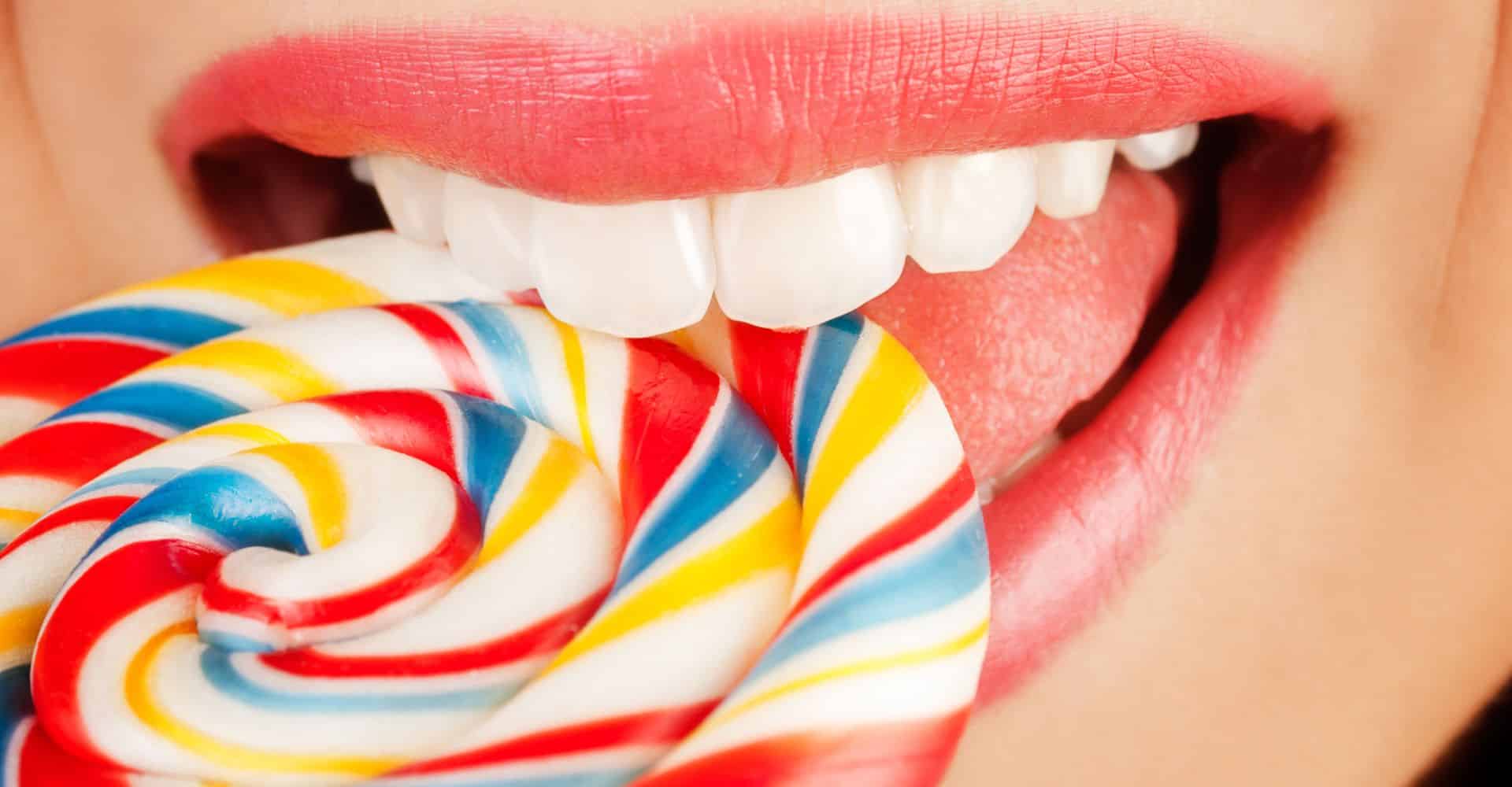 M16781 - Content Marketing Blitz - 4 Tooth Damaging Foods To Avoid in 2023 - Hero M16781 - Content Marketing Blitz - 4 Tooth Damaging Foods To Avoid in 2023 - Hero